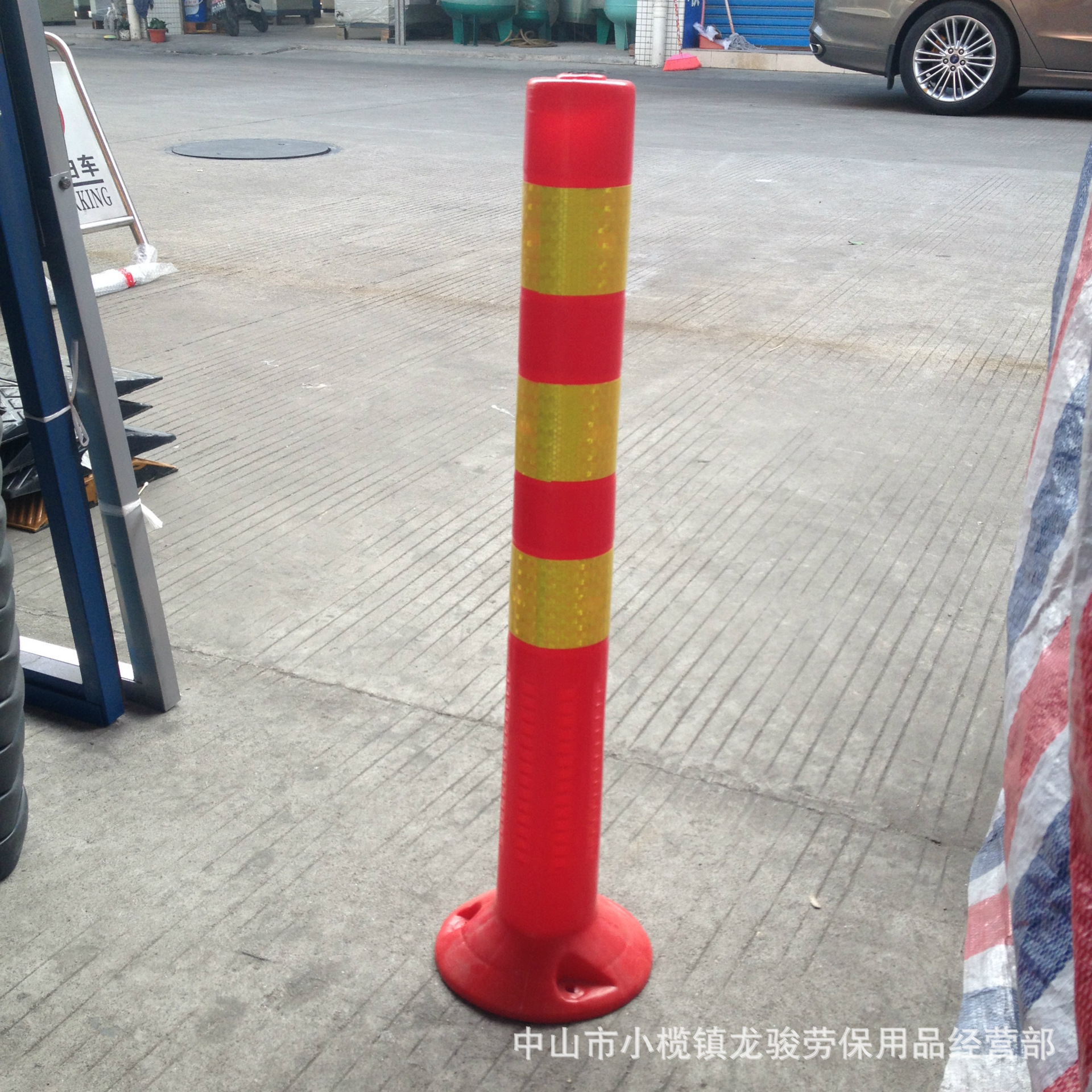 塑料防撞反光柱 PE柱 警示弹力柱 交通设施