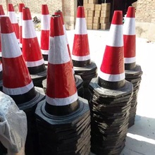 隔离墩围栏 围栏水马 路障分流桶 道路防撞分道体路锥